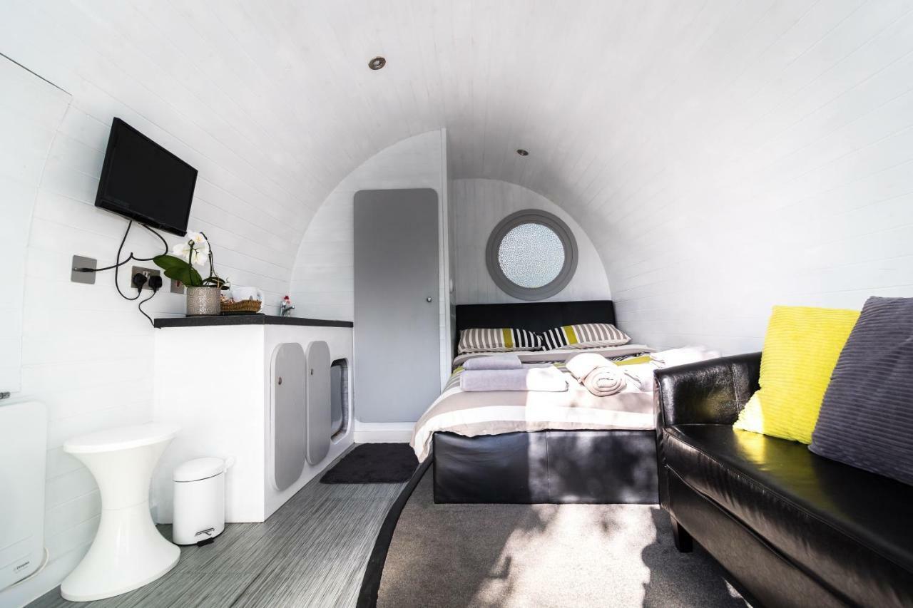 Buttles Glamping Pod Hotel Saundersfoot Kültér fotó